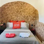 The Yellow Retreat Homestay szállás A dos Cunhados