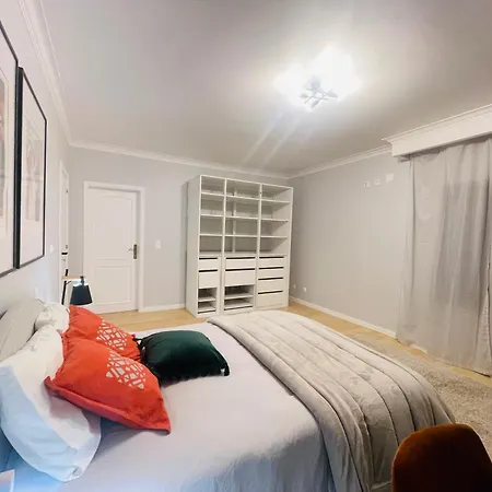 The Yellow Retreat Δωμάτια σε οικογενειακή κατοικία *