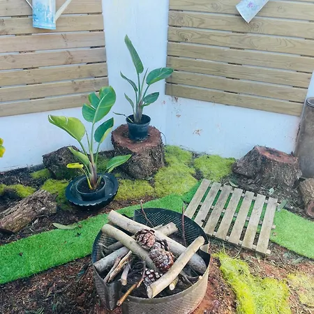 Homestay szállás The Yellow Retreat A dos Cunhados