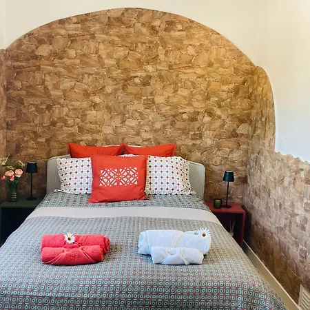 The Yellow Retreat Δωμάτια σε οικογενειακή κατοικία A dos Cunhados