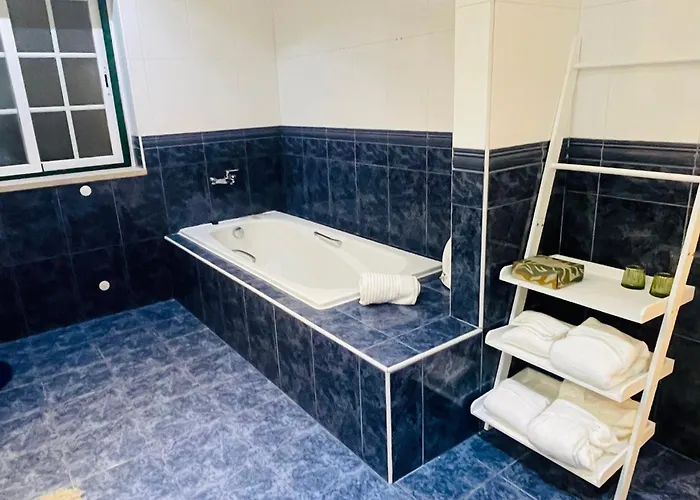 Homestay szállás The Yellow Retreat A dos Cunhados