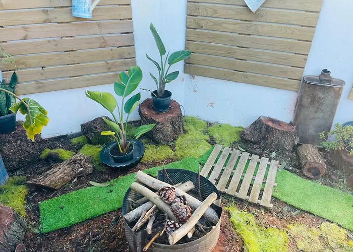 Homestay szállás The Yellow Retreat A dos Cunhados