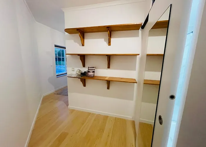 The Yellow Retreat *