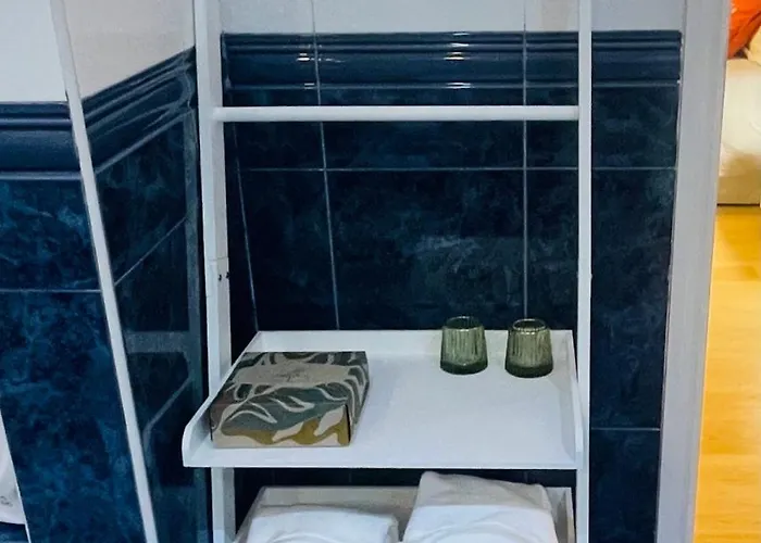 The Yellow Retreat Homestay szállás *