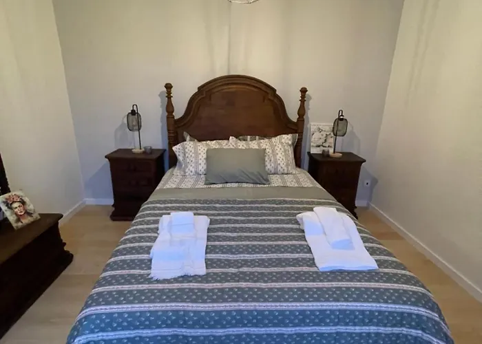 Homestay szállás The Yellow Retreat A dos Cunhados