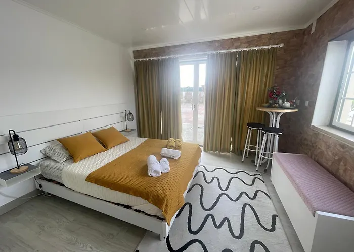 The Yellow Retreat *